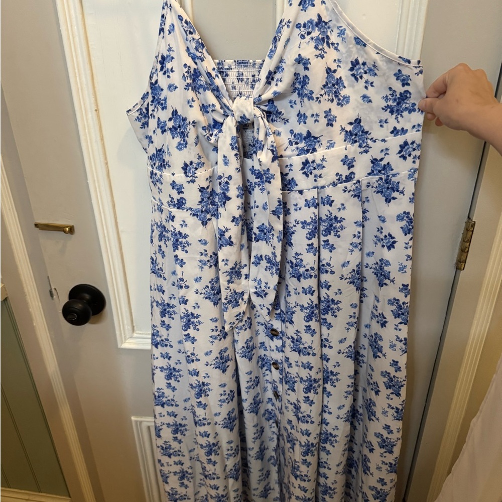 SHEIN Blue Floral Midi Dress